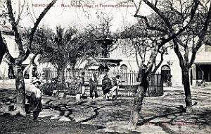 Nemours - Place Victor-Hugo - Fontaine monumentale 
